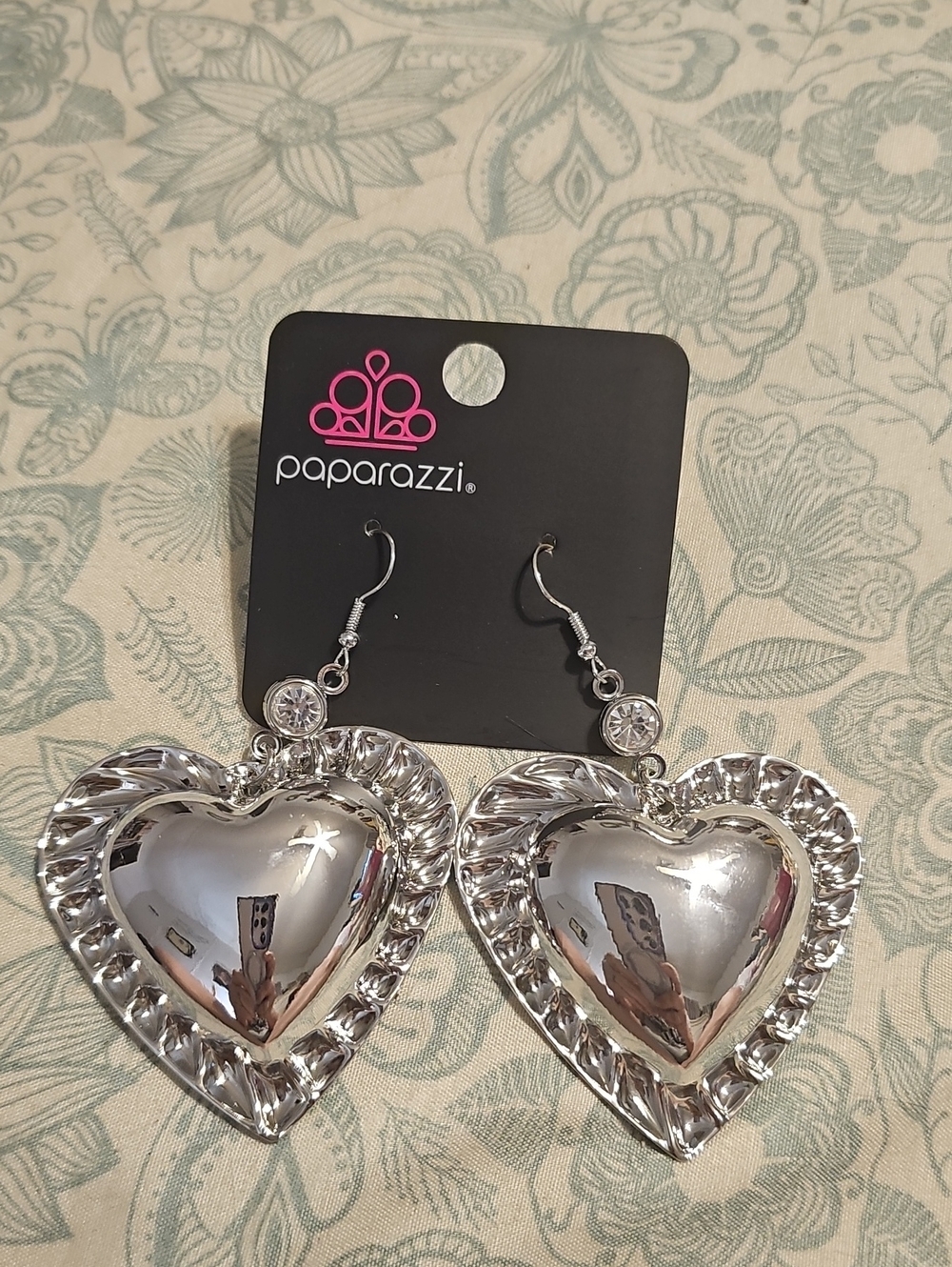 Paparazzi Shiny Silver Heart Drop Earrings